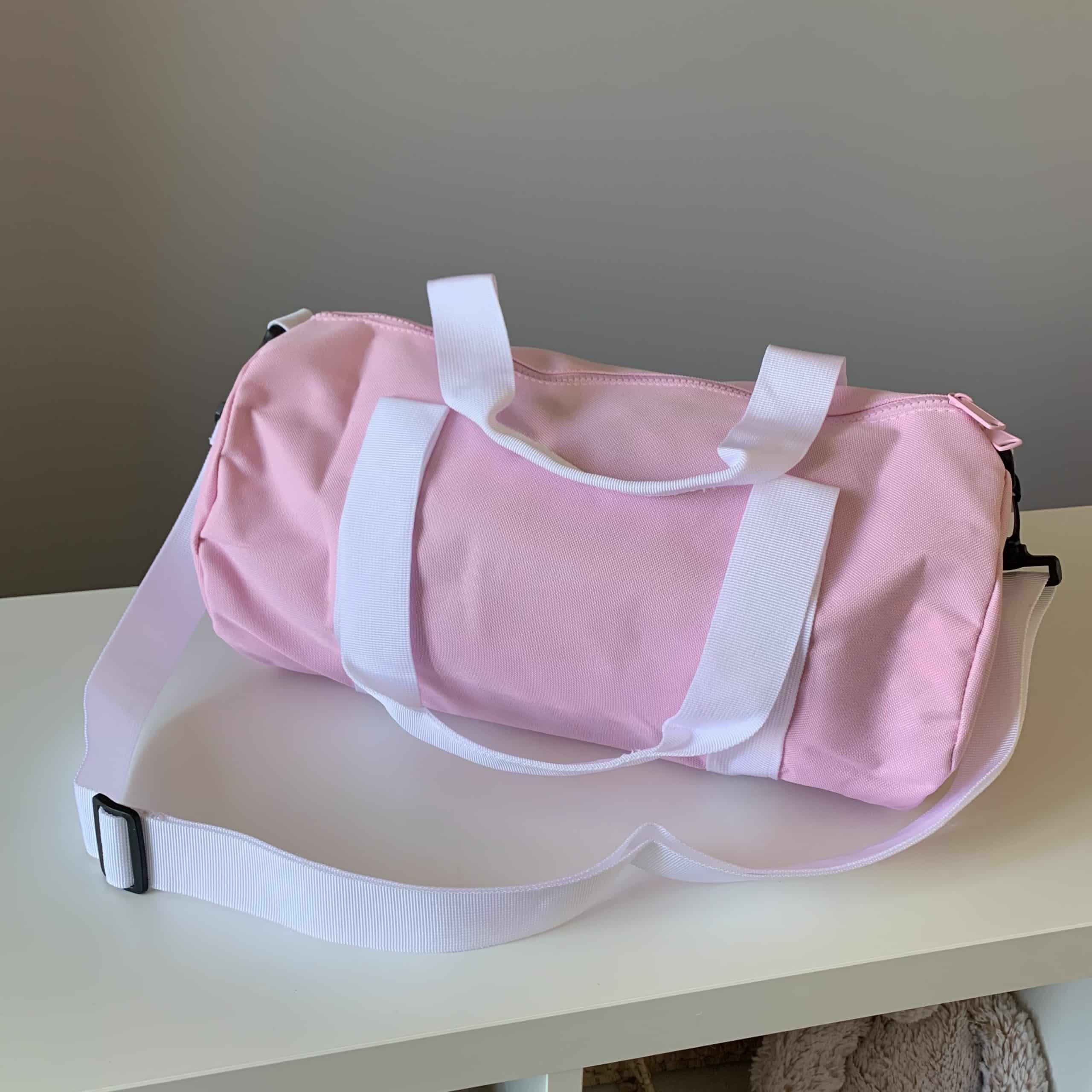 Le sac polochon – Une fille à l'atelier